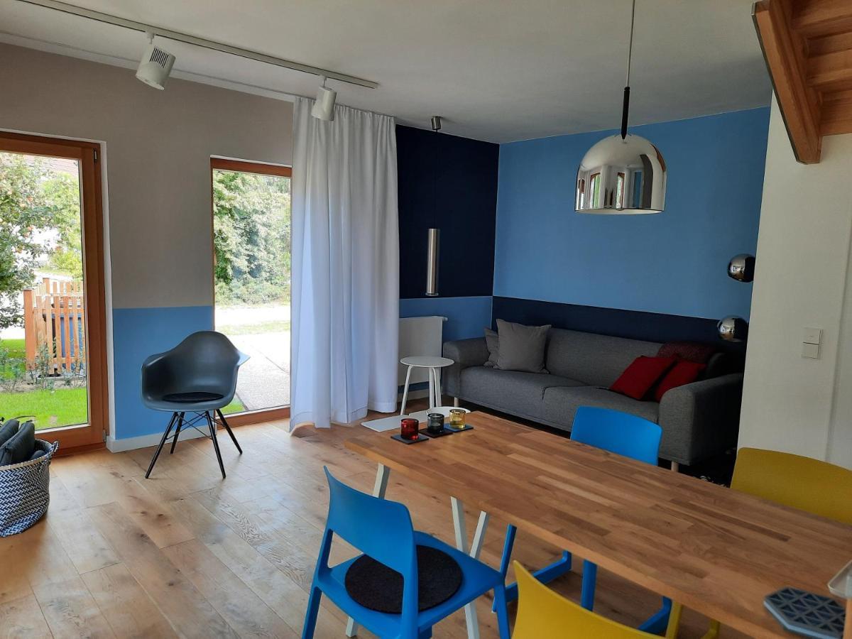 Ferienwohnung Rote Kate Born Exterior foto