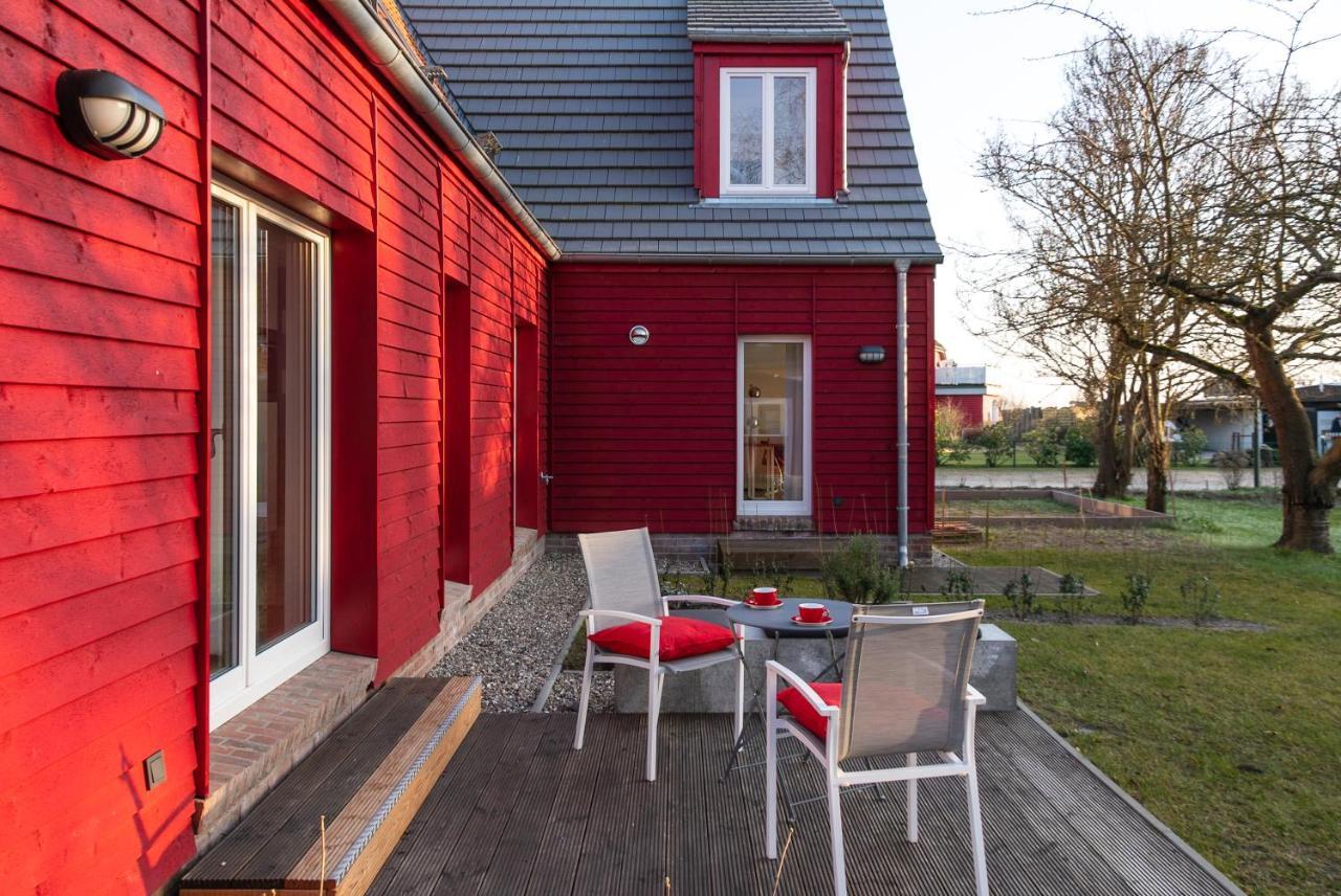 Ferienwohnung Rote Kate Born Exterior foto